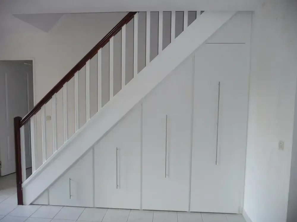 amenagement-sous-escalier-10