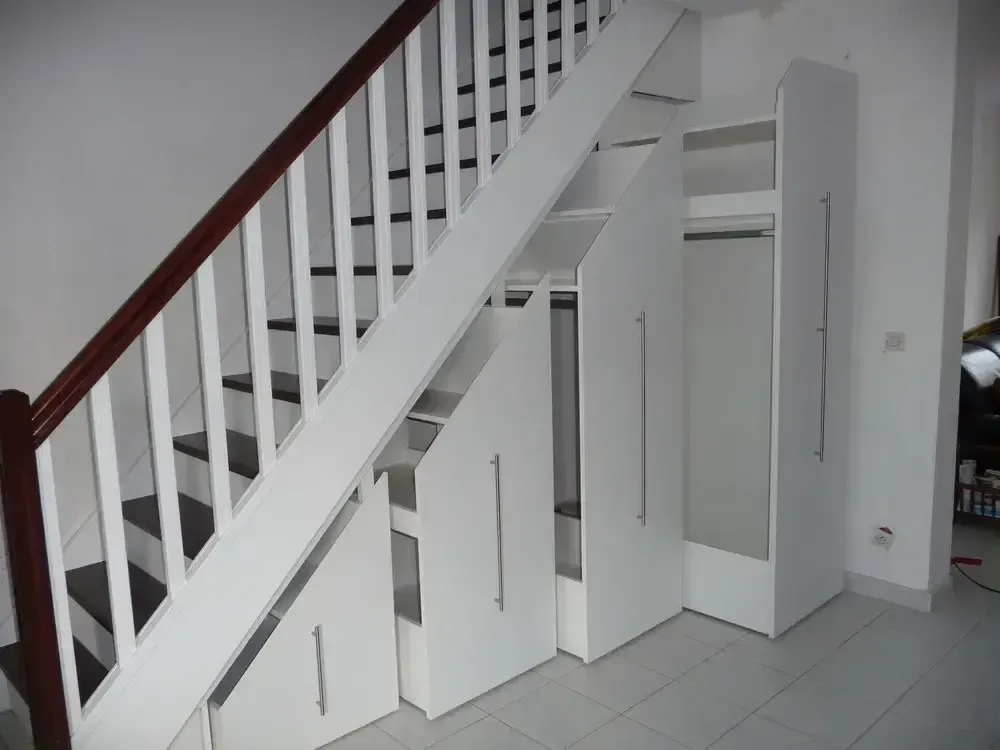 amenagement-sous-escalier-11